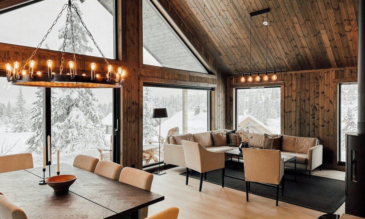 Gol Municipality House | Modern cabin with mountain view by Syningtoppen