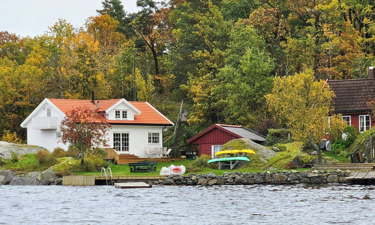 Kragero House | Modern captain's house on beautiful Skåtøy