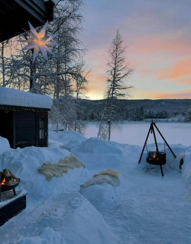 Stor-Elvdal House | Modern Cottage With River Frontage Near Opphus