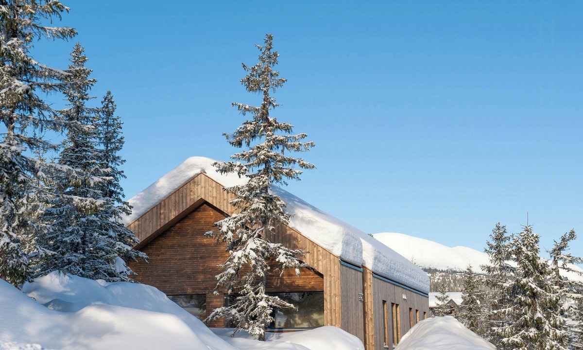 Trysil House | Modern family cabin with Trysil mountain views