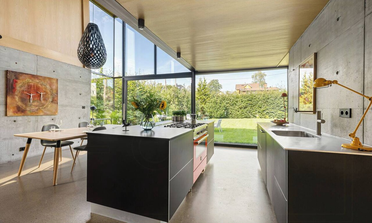 Bekkestua House | Modern industrial dream with sunny rooftop