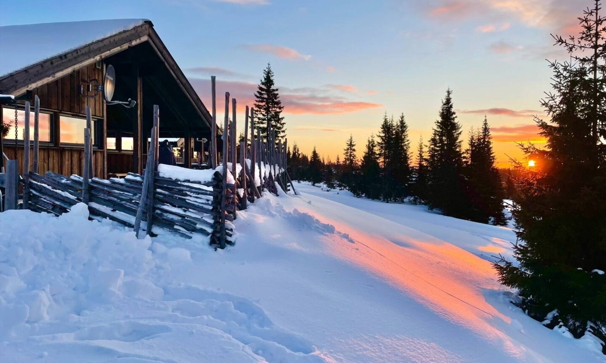 Ringsaker House | Modern mountain cabin – Ski-in/out, 2 Bathrooms