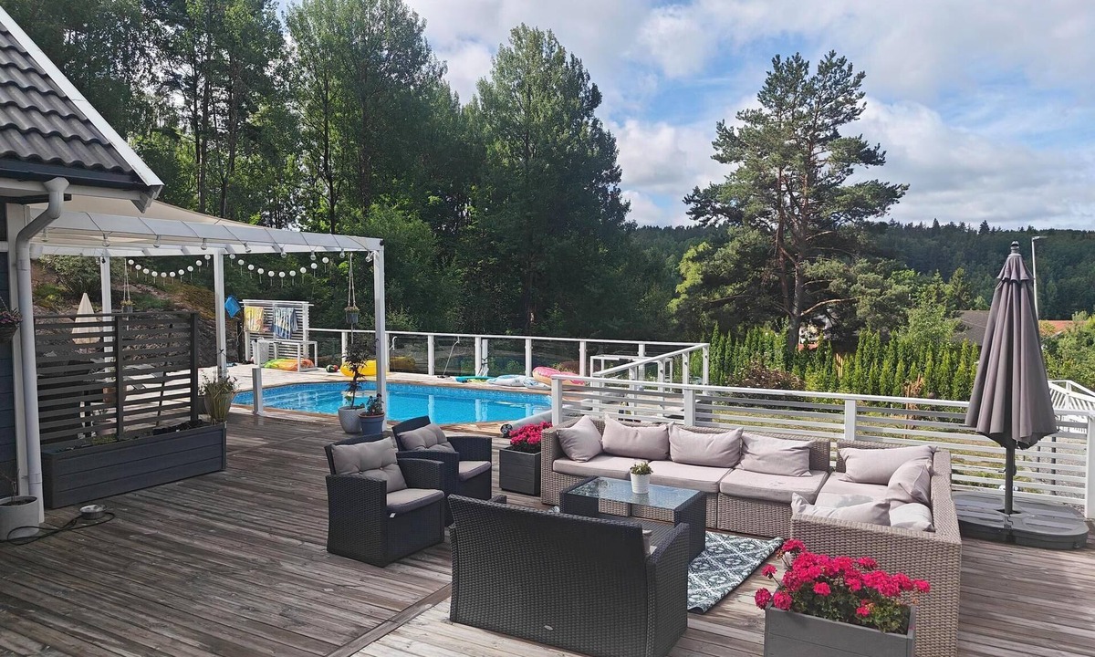 Flemingsberg House | Modern newly built house, 187 sqm with large balcony
