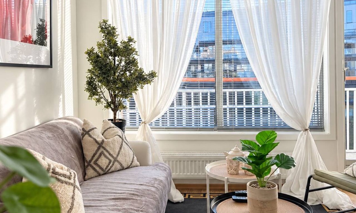 Gronland Apartment | Modern Top-Floor Apartment with Balcony & City Views – All-Inclusive