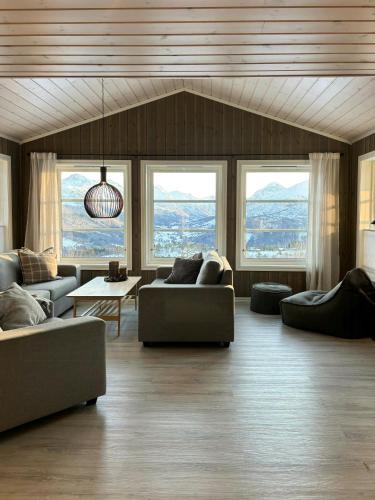 Møre og Romsdal House | Moderne Hytte Med Spabad Nær Ålesund