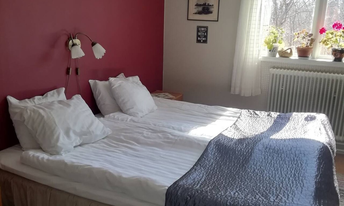 Emmaboda Bed & Breakfast | Moshults Vandrarhem