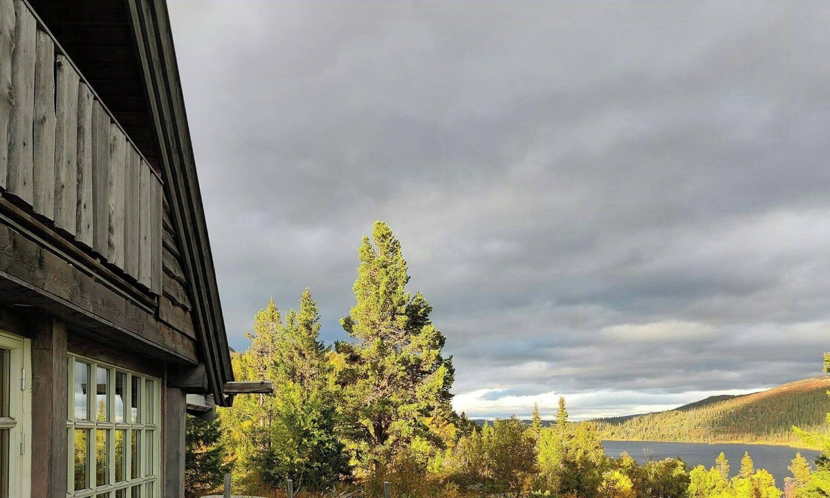 Nore og Uvdal House | Mountain cabin by seven mountain lakes in Sloko