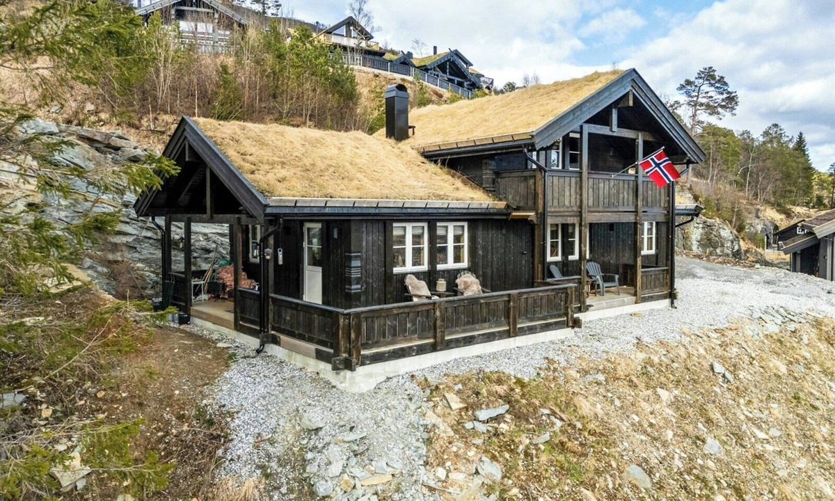 Kvam House | Mountain cabin with panoramic views in Kvamskogen