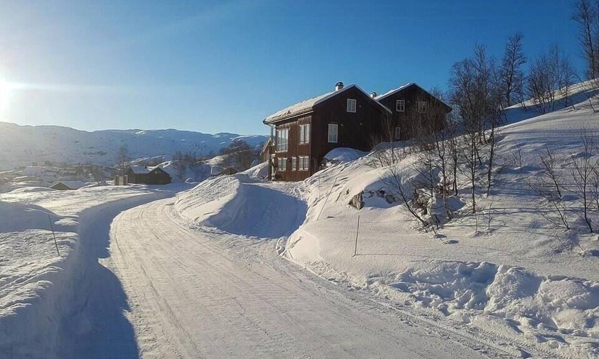 Vinje House | Mountain cabin with sauna and ski-in ski-out