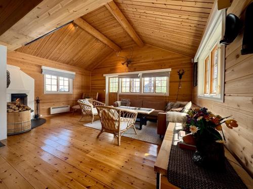 Mælem House | Mountain cabin with ski in-out Fageråsen Trysil