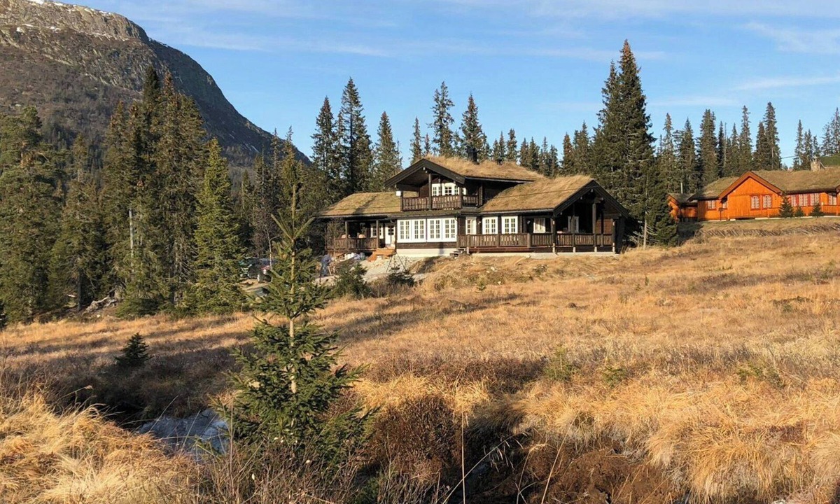 Fla Municipality House | Mountain home at Haglebu with activities