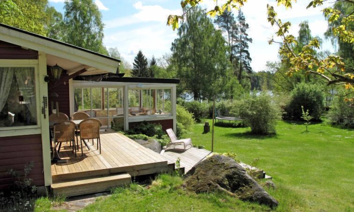 Asarum House | Munkhalla Morgonsolen by Interhome