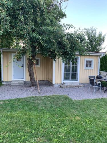 Kalmar Apartment | Mysigt gårdshus på vackra Stensö
