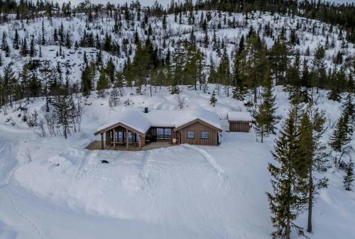 Sigdal Municipality House | Nature-Close Cabin By The Water
