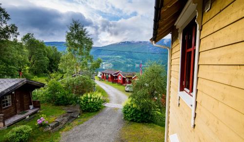 Olden Resort | Nesset Fjordcamping