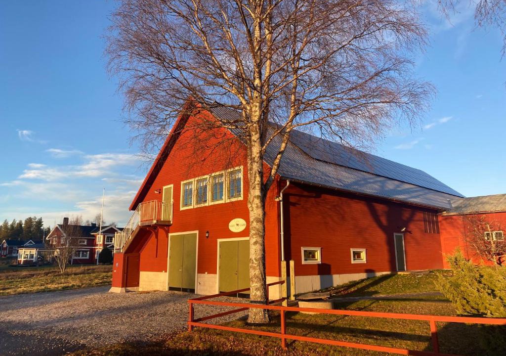 Kopparnas Apartment | Newly built apartment next door to the sheep