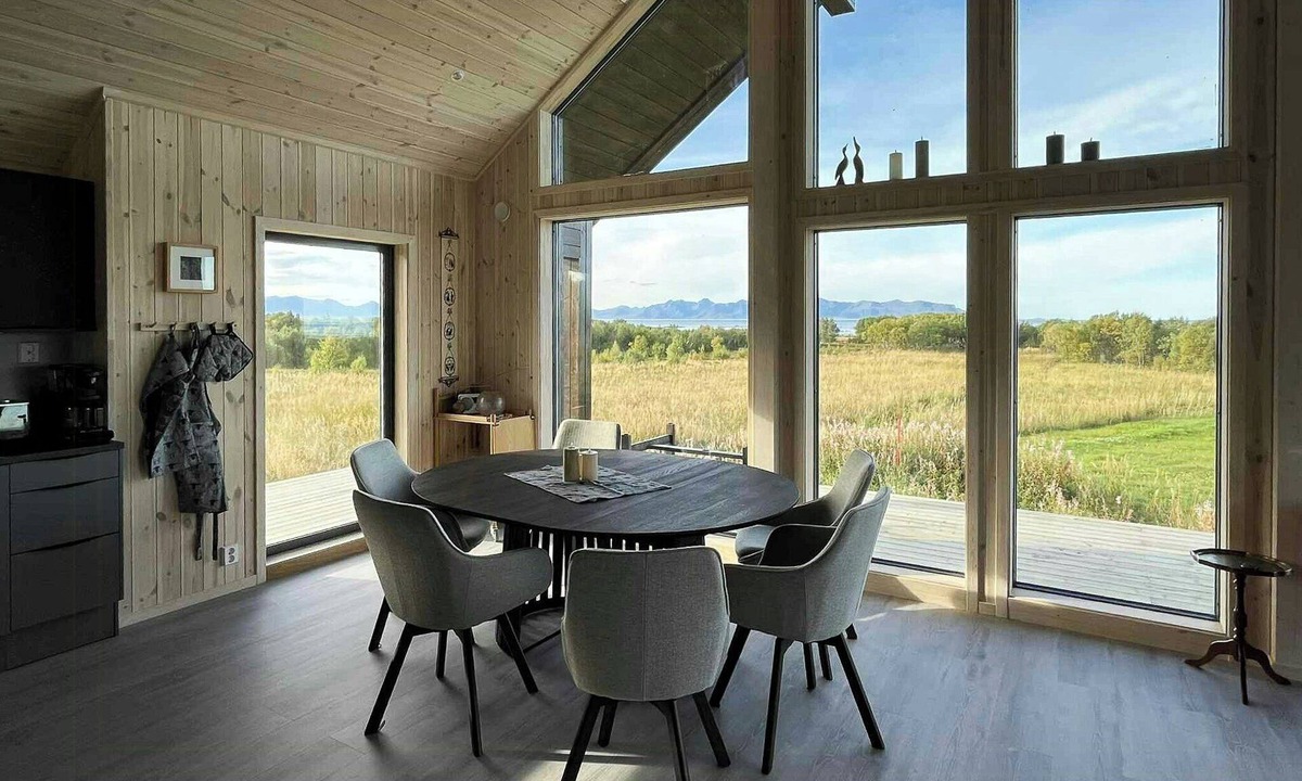 Andoy House | Newly built cabin on Andøya with northern lights