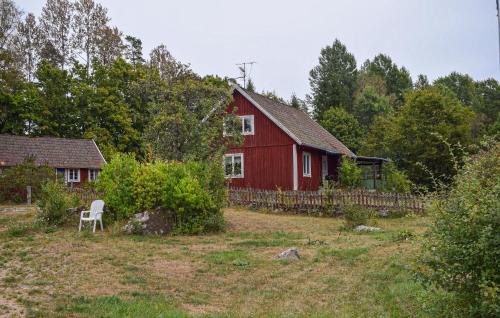 Tving House | Nice Home In Eringsboda With Wifi
