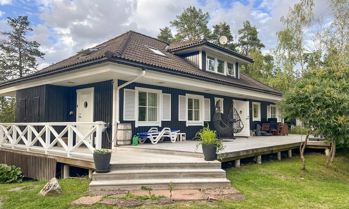 Norrtalje House | Nice home in Norrtälje with WiFi