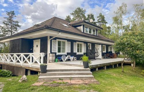 Norrtalje House | Nice Home In Norrtälje With Wifi