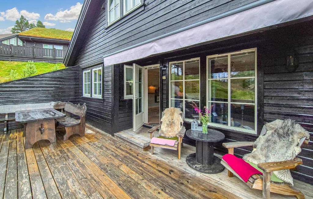 Odda House | Nice Home In Skare With House A Mountain View