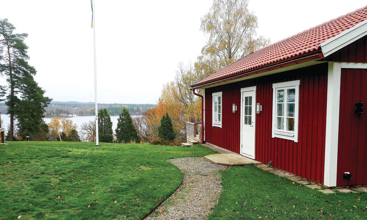Skillingaryd House | Nice home in Skillingaryd with kitchen