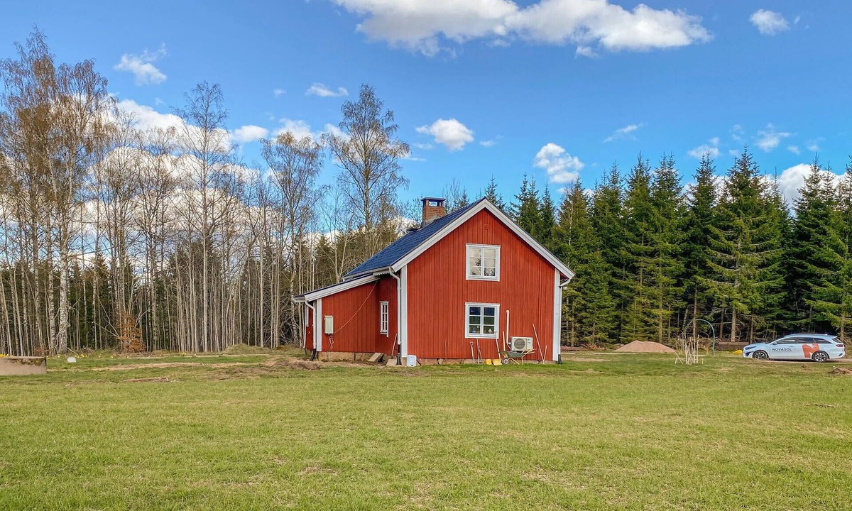 Vimmerby Municipality House | Nice home in Tjurstorp with kitchen
