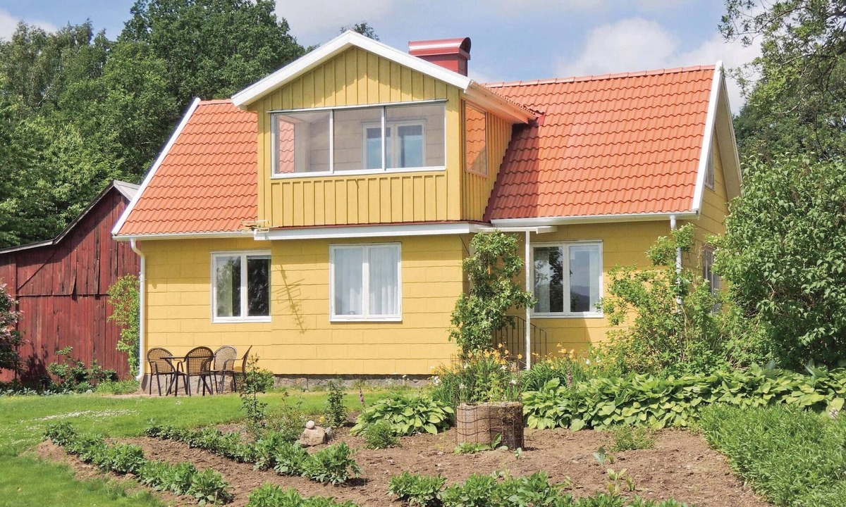 Falkenberg Municipality House | Nice home in Vessigebro with kitchen