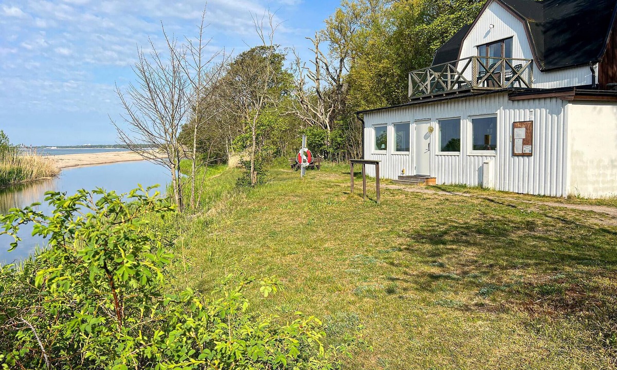 Ystad House | Nice home in Ystad with house sea view