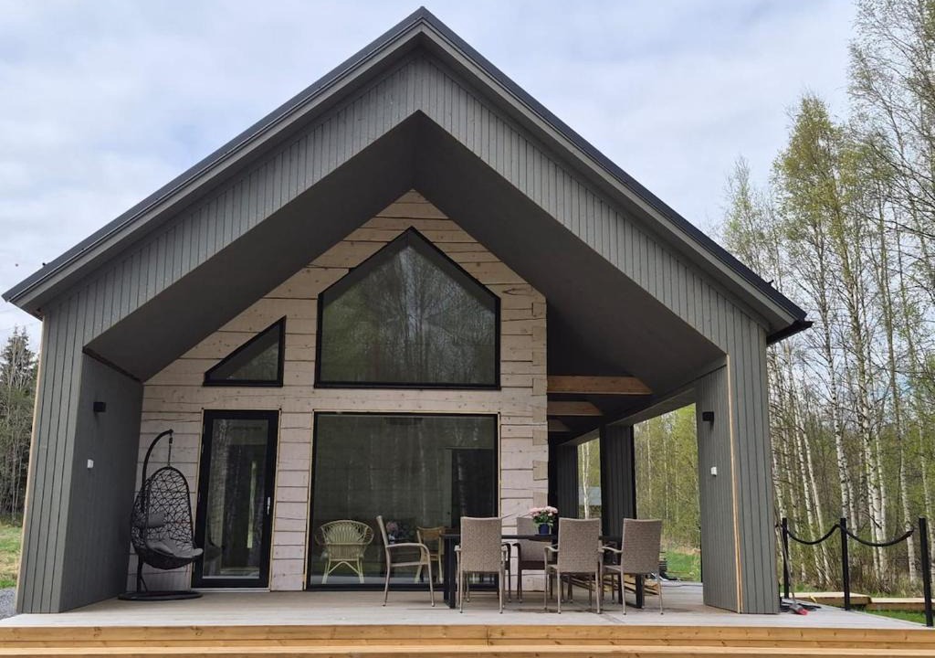 Lempaala Villa | Niittyvilla in the river landscape of Lempäälä