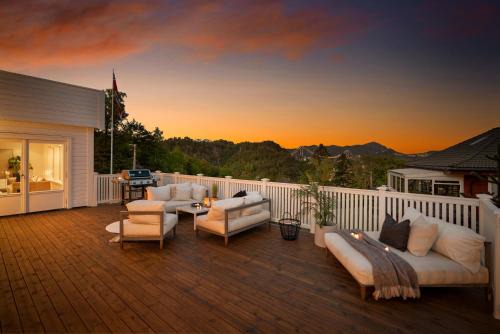 Godvik Villa | Norwegian Villa for 11 and great Views