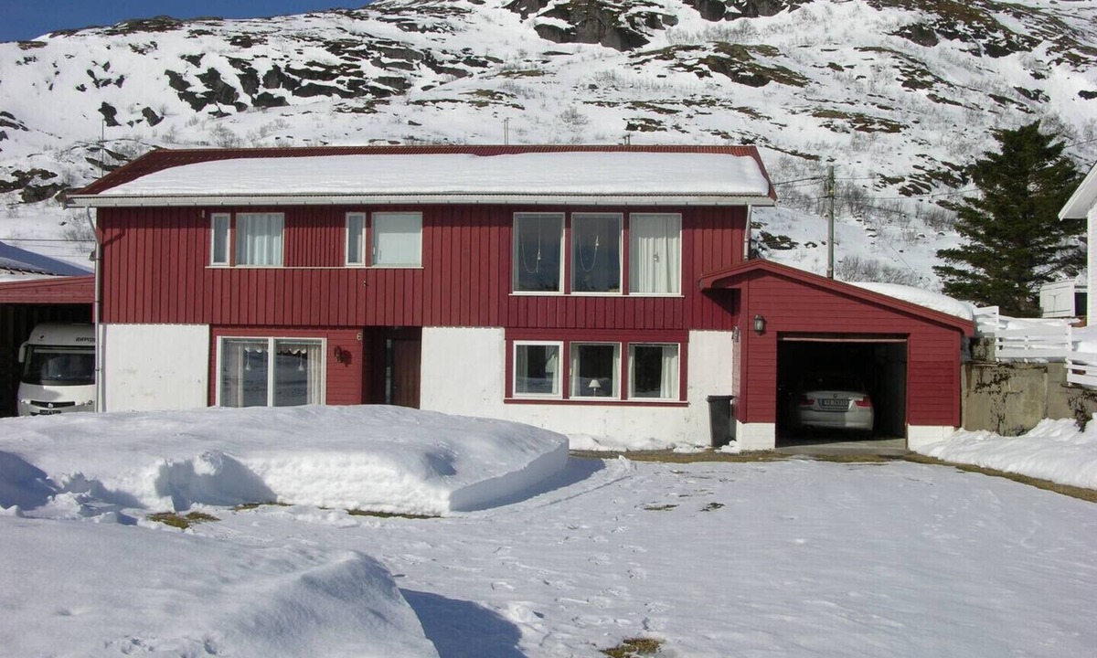 Flakstad Apartment | Nydelig leilighet i første etage.
