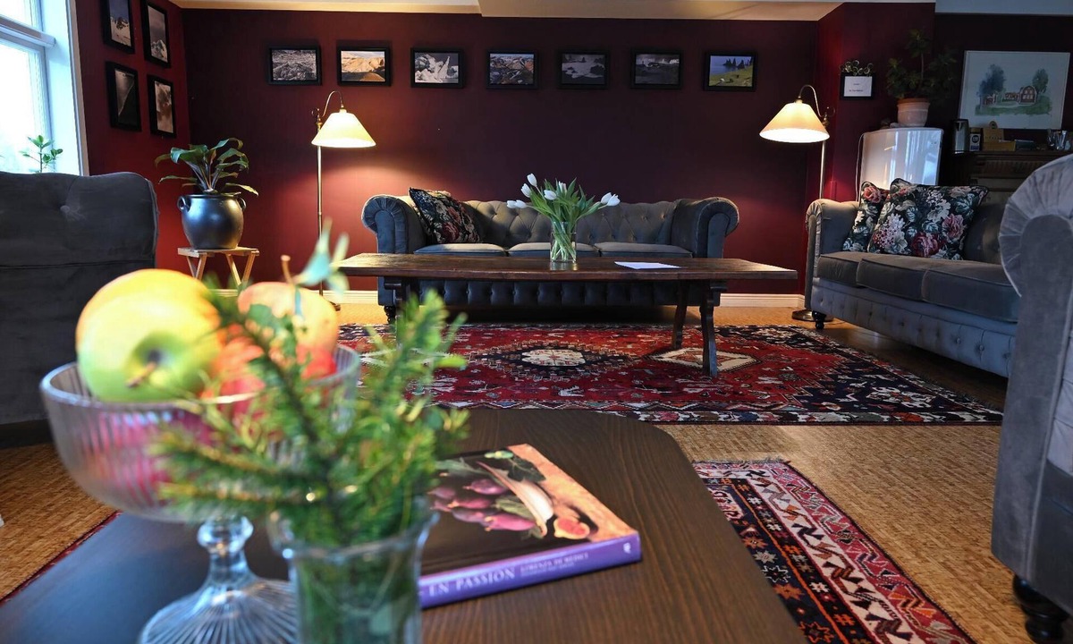 Bredsjo Hotel | Nyhyttans Kurort