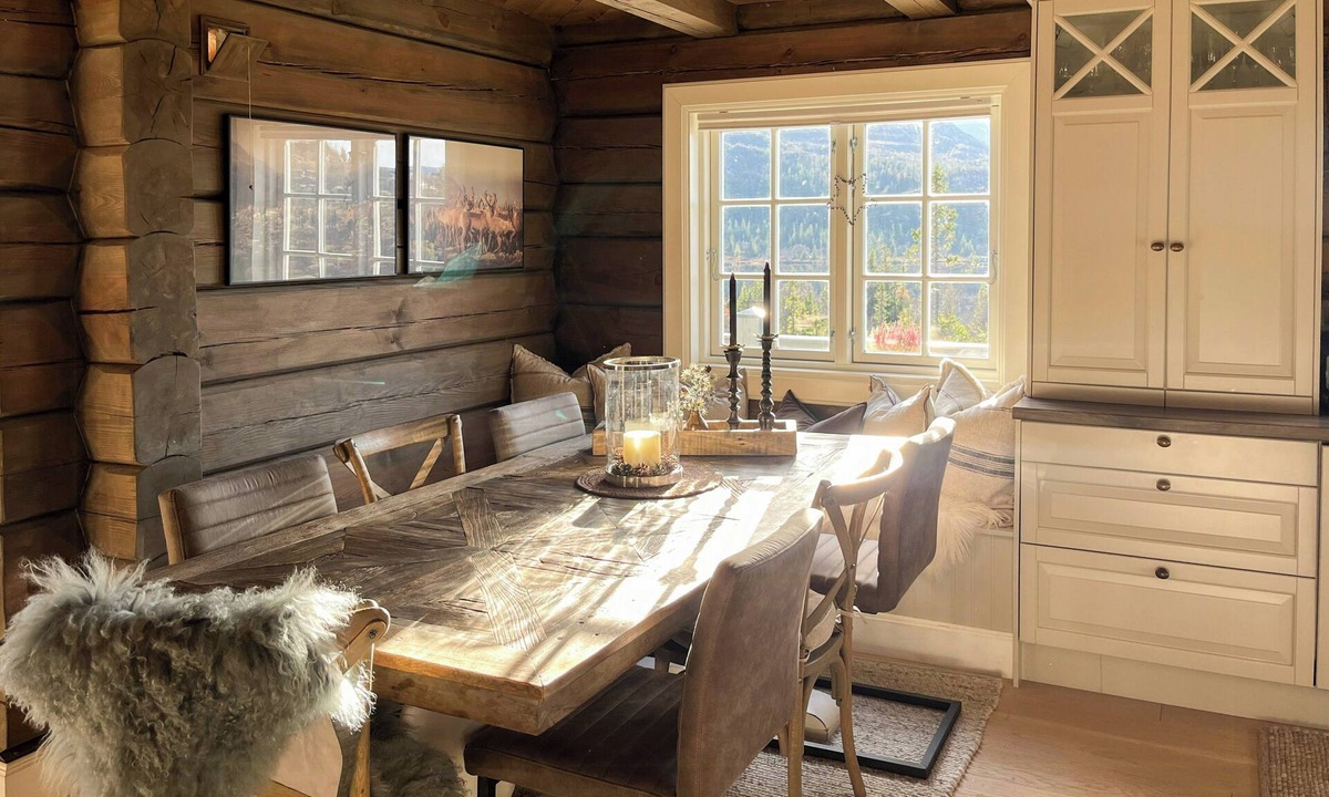 Atra House | Ørnenipa Lodge by Gaustatoppen with panoramic view
