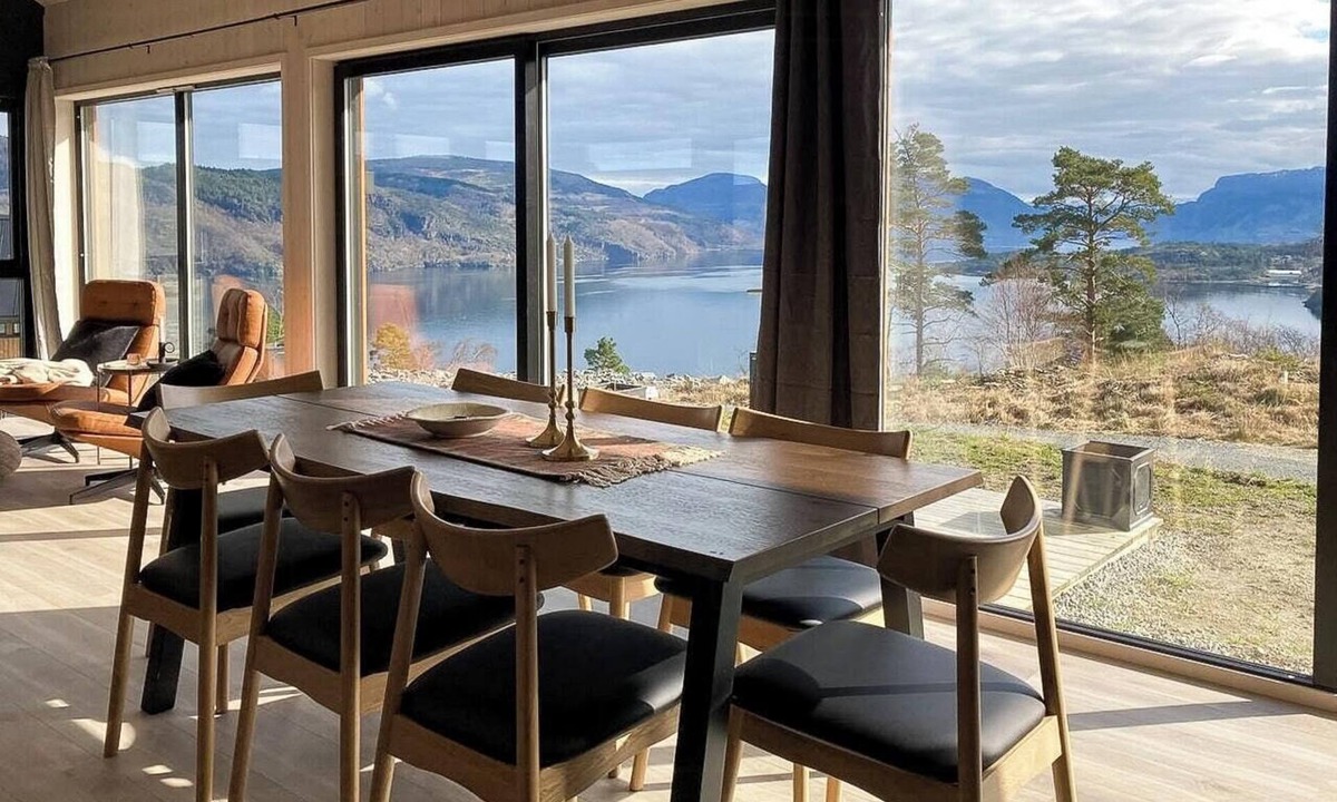 Hjelmeland House | Panoramic cabin with sea view on Randøy