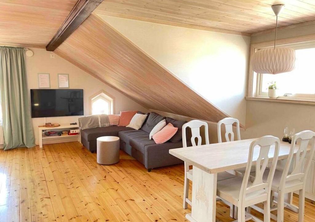 Mora Apartment | Penthouse close to Vasaloppet finish line portal