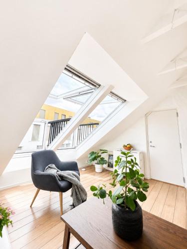 Arstad Apartment | Penthouse Michael Krohns gate