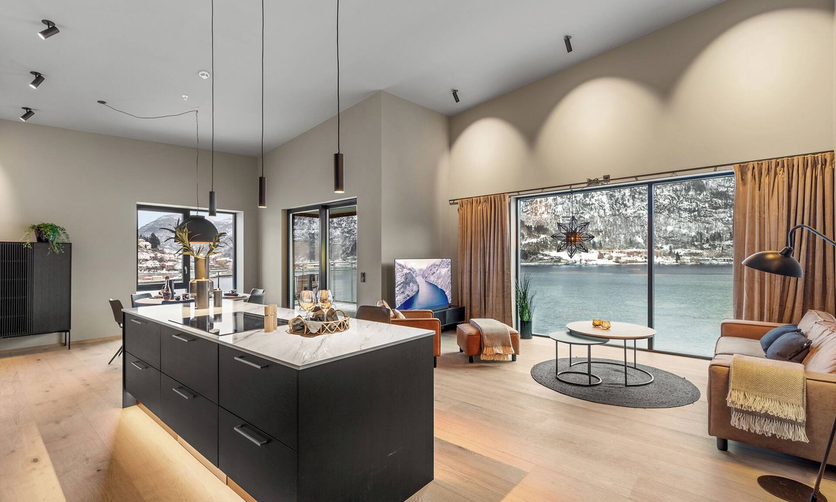 Sogndal Apartment | Penthouse with amazing fjord view