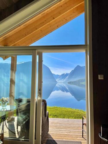Jolster House | Perfect base in Jølster with stunning views of Lake Jølstravatnet