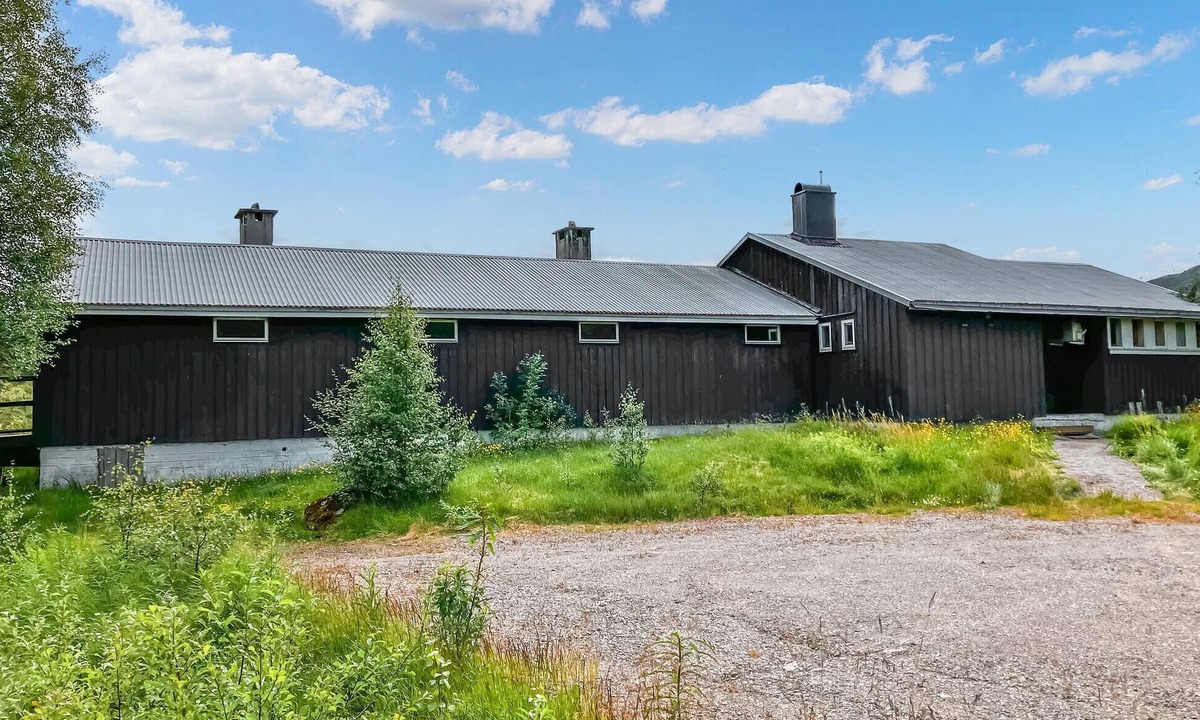 Fidjeland Apartment | Pet friendly apartment in Tjørhom with lake view