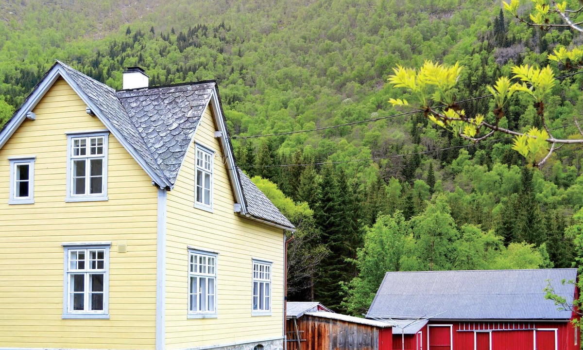 Eidfjord House | Pet friendly home in Eidfjord with WiFi