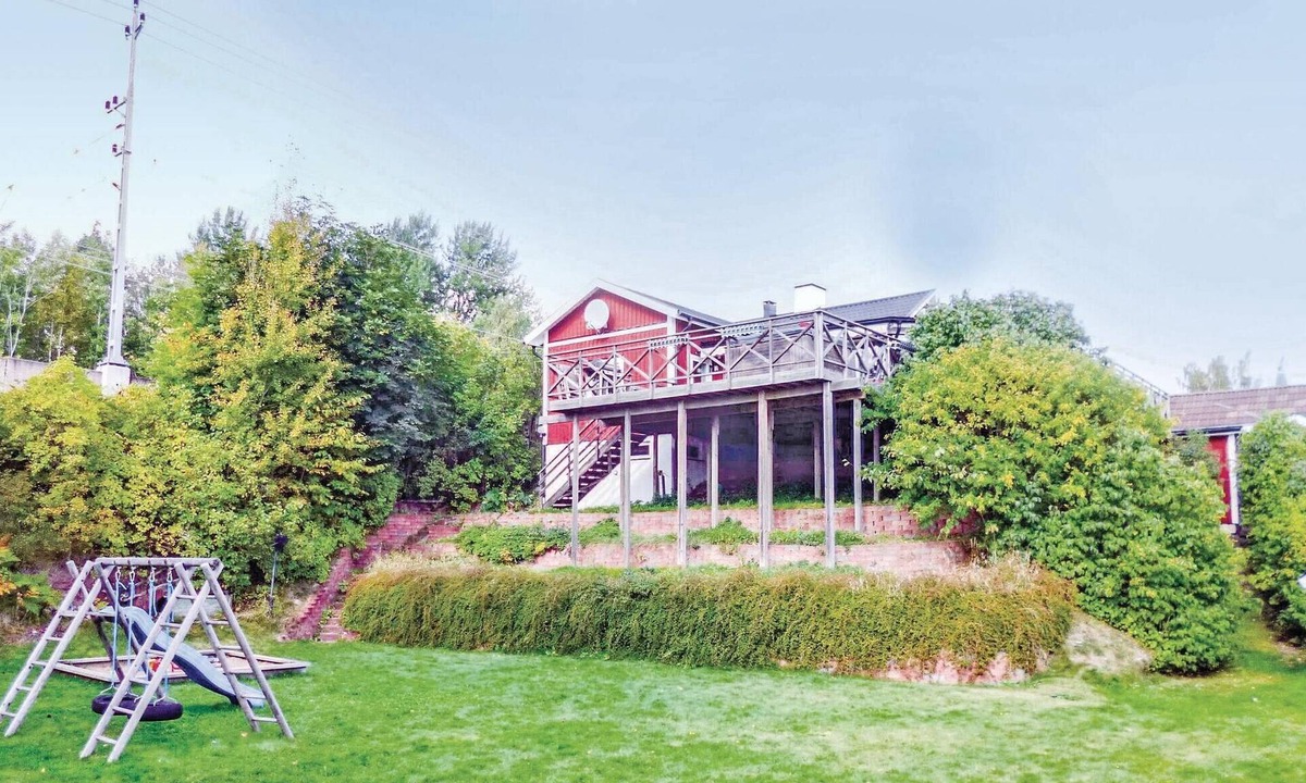 Tranas House | Pet friendly home in Tranås with sauna