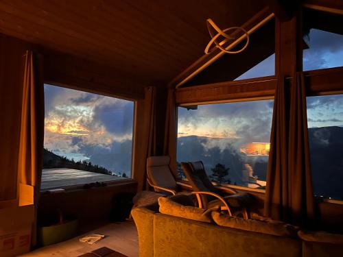 Kviteseid House | Phenomenal view over Vrådal and Vråvatn