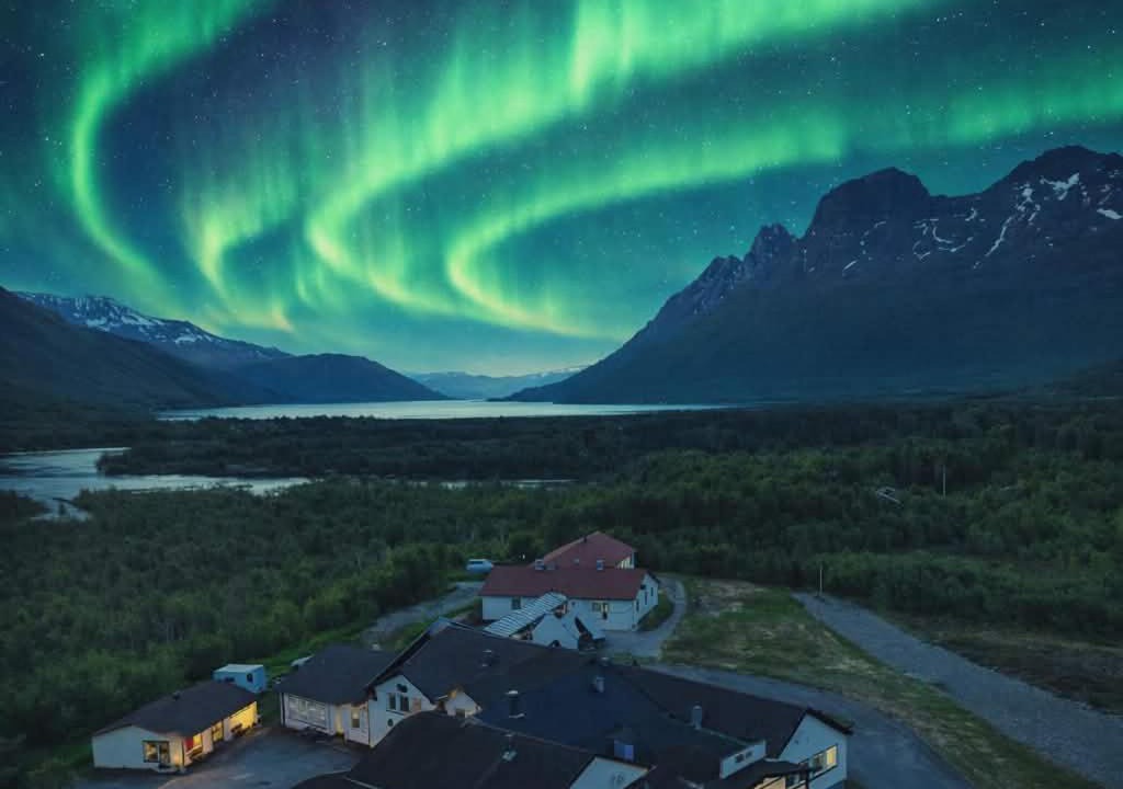 Storfjord Hotel | Polar Hotel Oteren