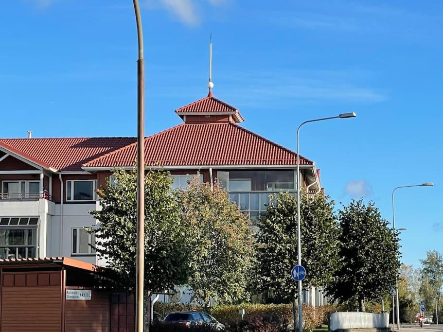 Porvoo Apartment | Porvoon Helmi viehättävä asunto joen rannassa