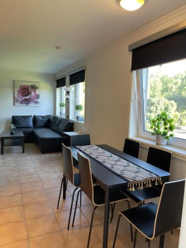 Kristiansand Apartment | Praktisk leilighet i Kristiansand til 5