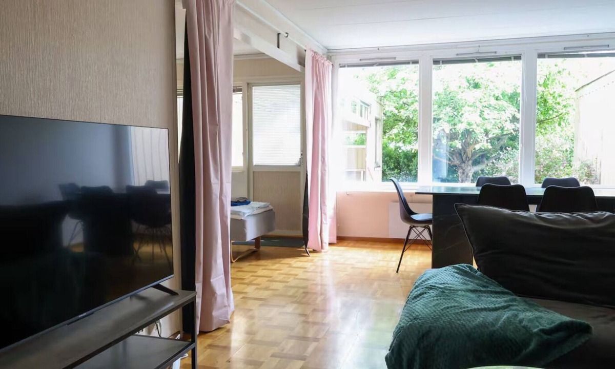 Gothenburg Apartment | Premium Workers Home | Near Volvo | Bergsjön