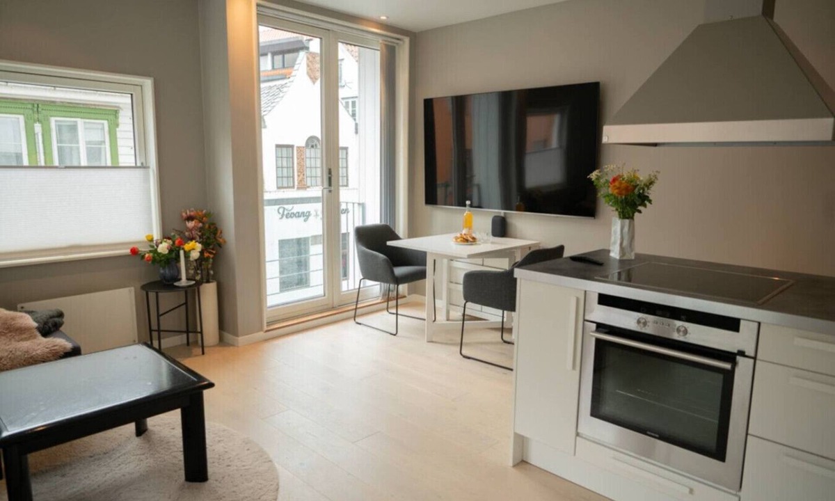 Stavanger Apartment | Prime location | Free parking | Private balcony