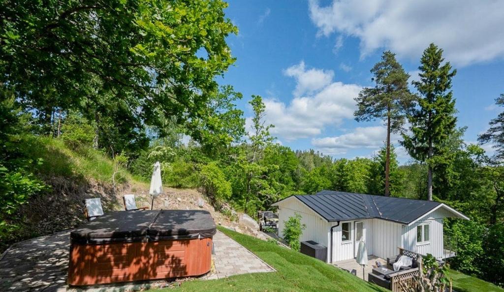 Flemingsberg House | Private spa retreat near Stockholm