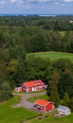 Stora Mellosa Bed & Breakfast | Ranch Mörby